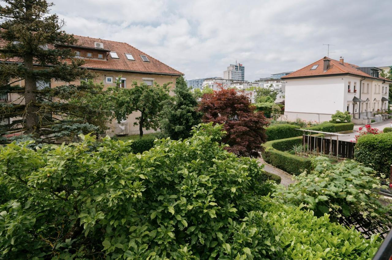 Ljubljana C17 4-Bedroom Private Row House With Garden And Parking Bagian luar foto